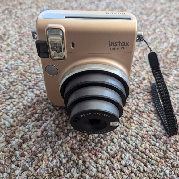 Instax mini 70 instant film camera - Picture 6 of 10